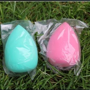 Beauty Bakerie
Blending Egg Beauty Sponges New in package